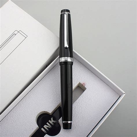 Jinhao 82 Fountain Pen Review .